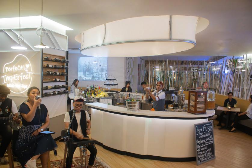 HARRIS Hotel & Conventions Kelapa Gading
